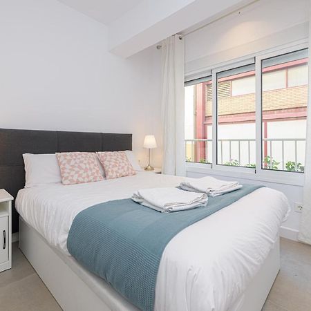 Wintowinrentals Malaga Center, Comfortable And Renovated Kültér fotó