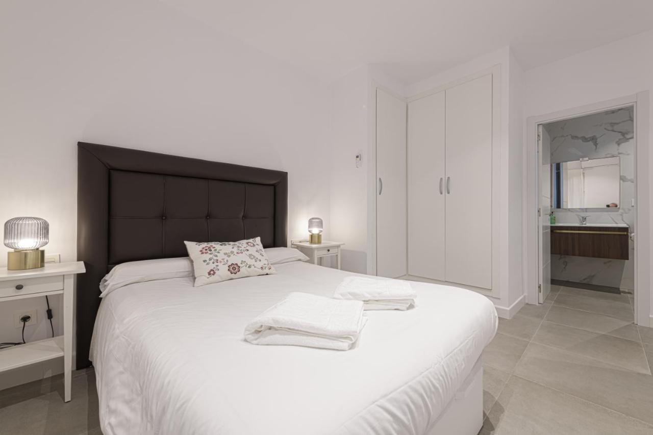 Wintowinrentals Malaga Center, Comfortable And Renovated Kültér fotó