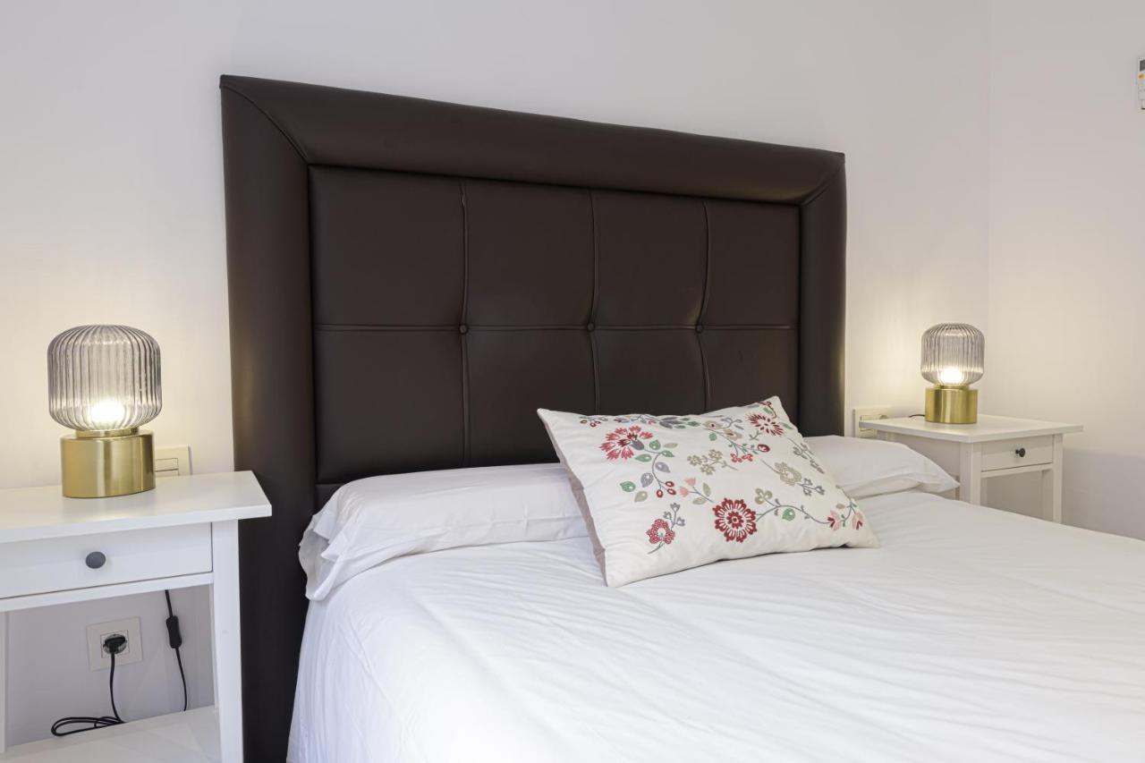 Wintowinrentals Malaga Center, Comfortable And Renovated Kültér fotó